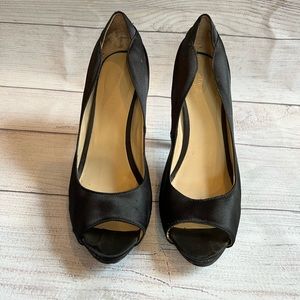 Nine West black pumps
